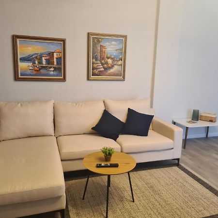 Old Beach Apartment Vlora Ngoại thất bức ảnh